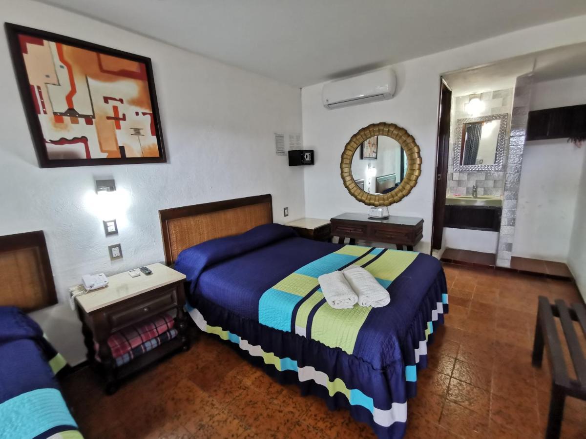 Hotel Doralba Inn Merida Exterior photo