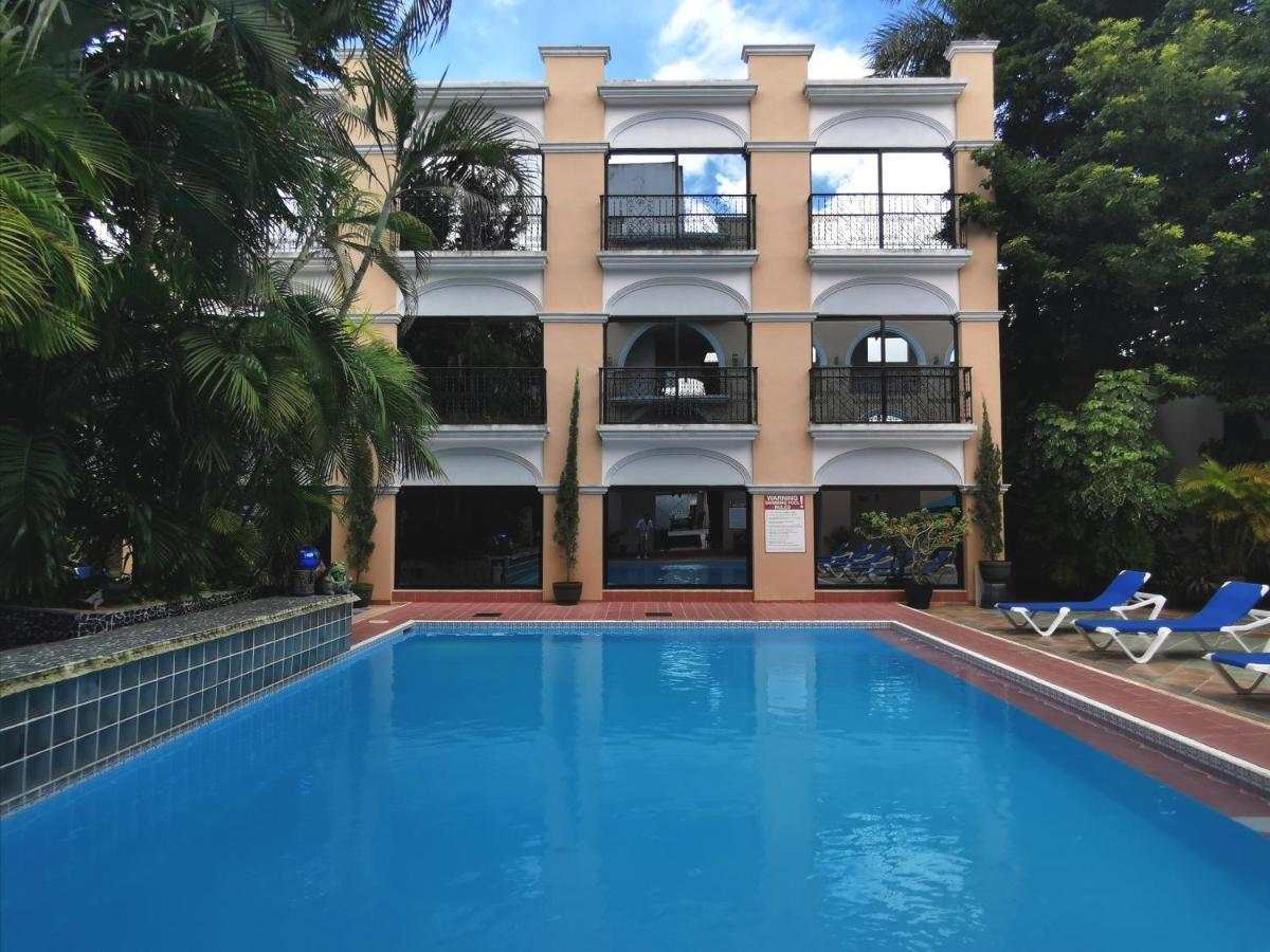Hotel Doralba Inn Merida Exterior photo