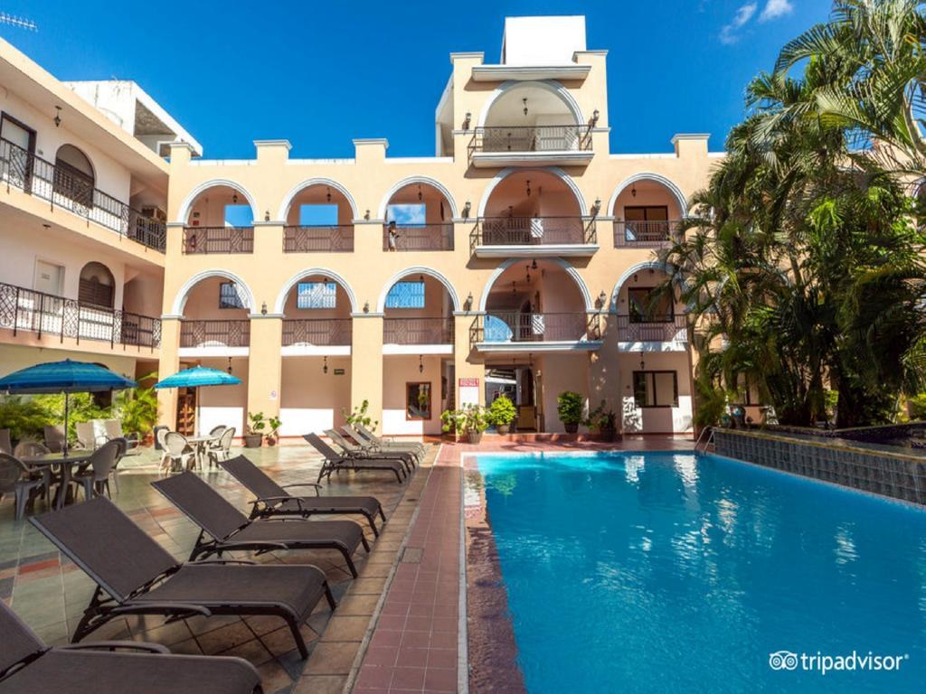 Hotel Doralba Inn Merida Exterior photo